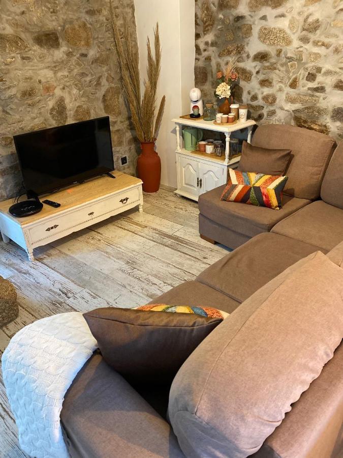 Villa Emily'S House Castro Daire Esterno foto